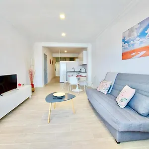 https://oceanview-iii-by-tor.tenerifehoteles.net